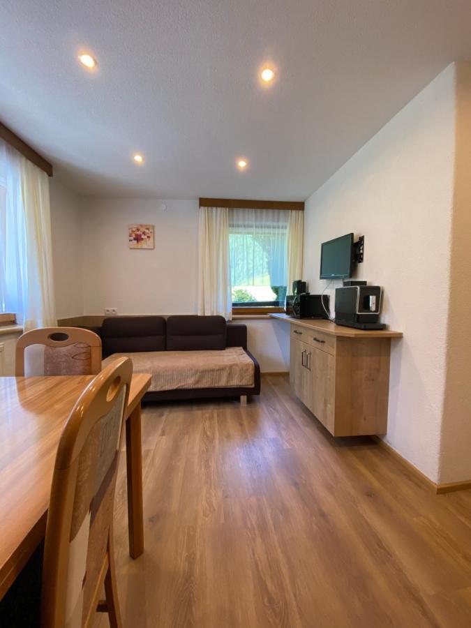 Ferienwohnungen Oetztal 소우텐즈 외부 사진