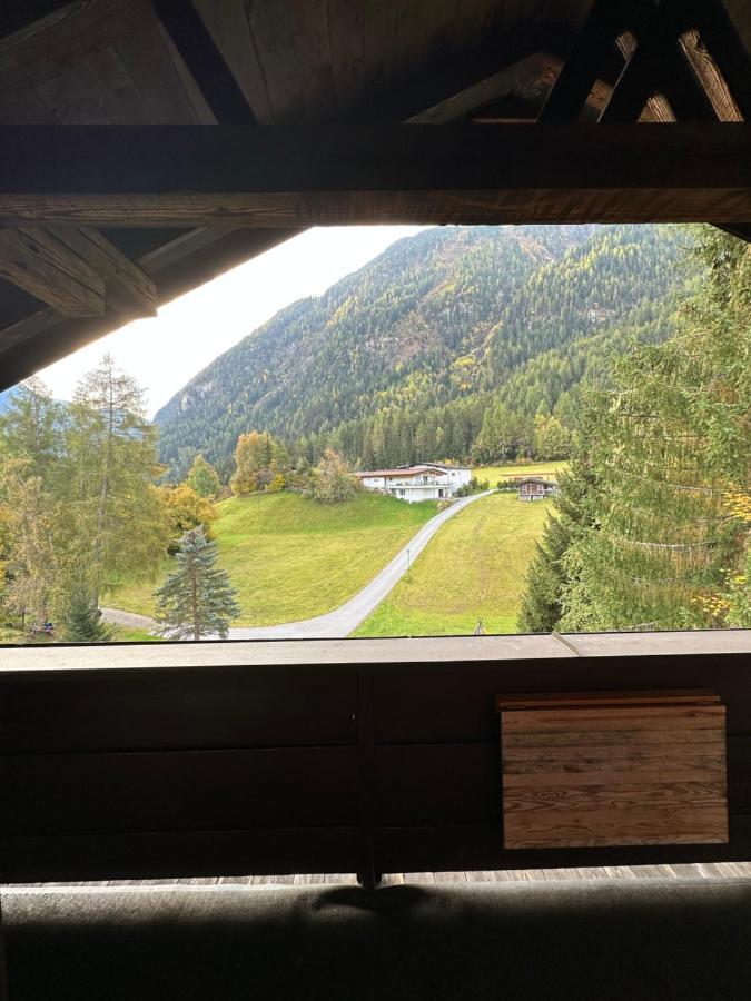 Ferienwohnungen Oetztal 소우텐즈 외부 사진